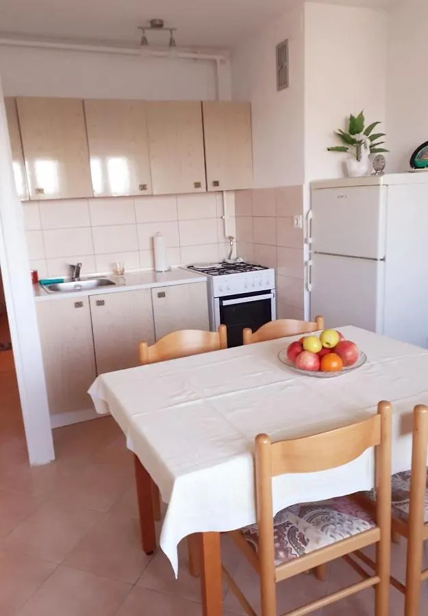 Nada 5 - Apartman S Pogledom Na More Daire Pula Hırvatistan