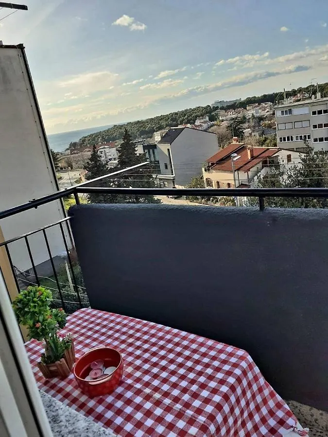 Nada 5 - Apartman S Pogledom Na More Apartment Pula