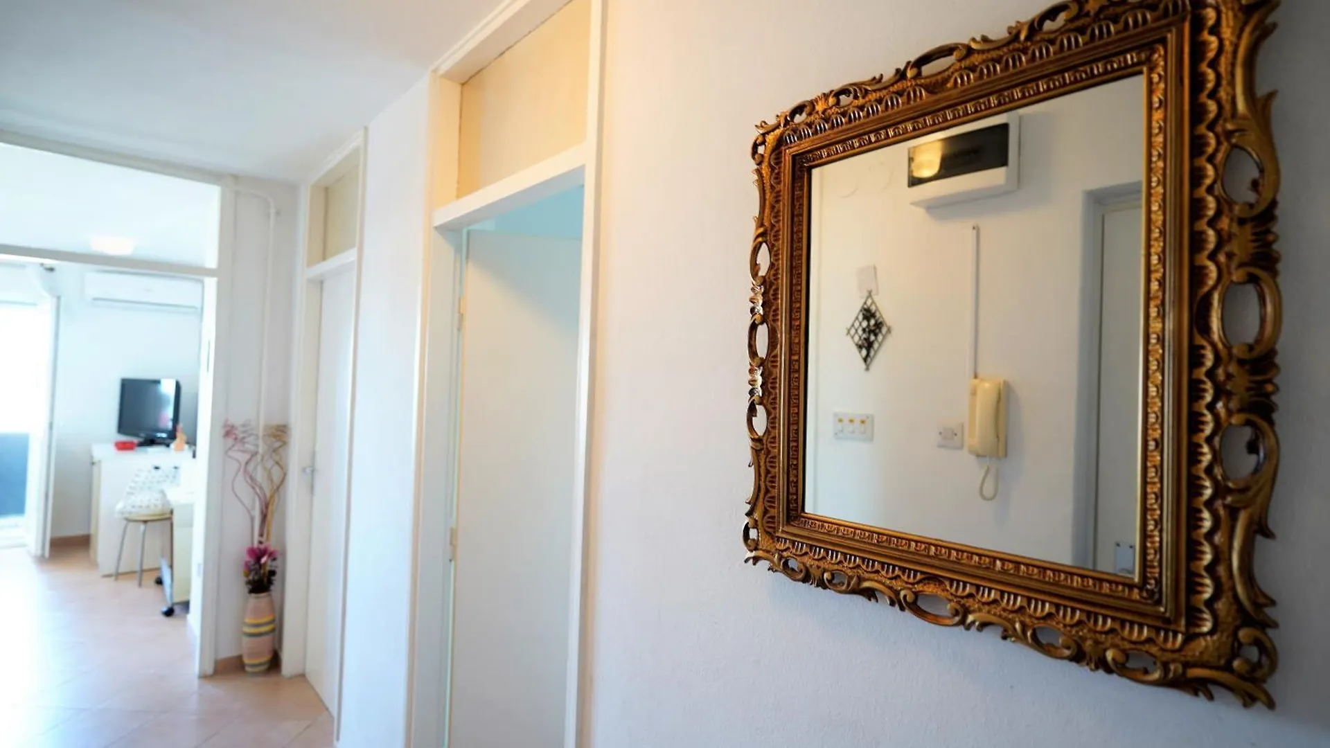 Nada 5 - Apartman S Pogledom Na More Apartment Pula Croatia